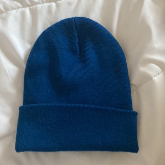 Dutch bros beanie - Picture 2 of 2